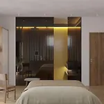 Studio Elda Yellow Palace, Apartment In Tirana Center